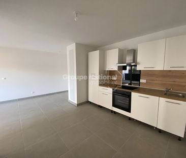 Location Appartement 3 pièces 57m² - Photo 2