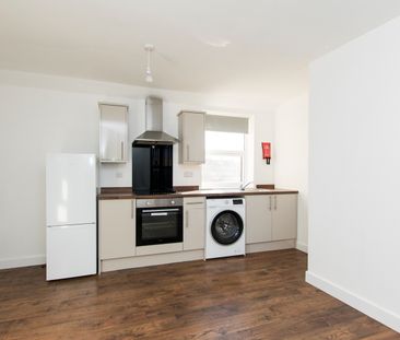 1 Bed Flat, Rifle Street, NG7 - Photo 5