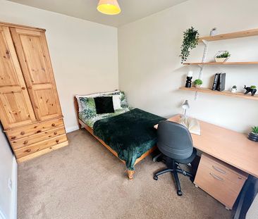 5 Bedrooms, 44 Irving Road – Student Accommodation Coventry - Photo 6