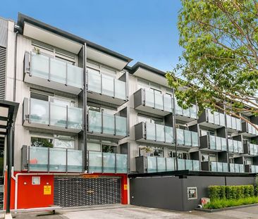 Perfect Work + Play Combo - Photo 2