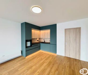 Pronájem atraktivní bytové jednotky 2+kk/L + garážové stání, 75 m - Photo 4