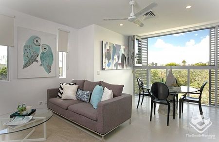 Live in Style at the Heart of West End â Exclusive Rental Offer! - Photo 2
