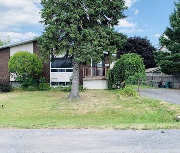 1259 Marenger Street, Orléans, Ottawa, ON - Photo 1