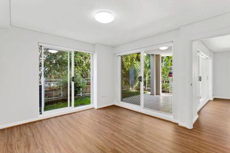 Stunning Designer Two Bedroom Apartment - Photo 2