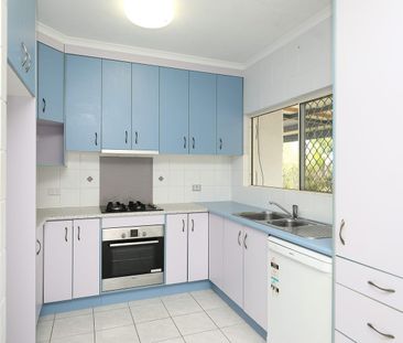 Fully Tiled - Huge Patio - Large Shed - Pool - Solar - Rear Access - Photo 1