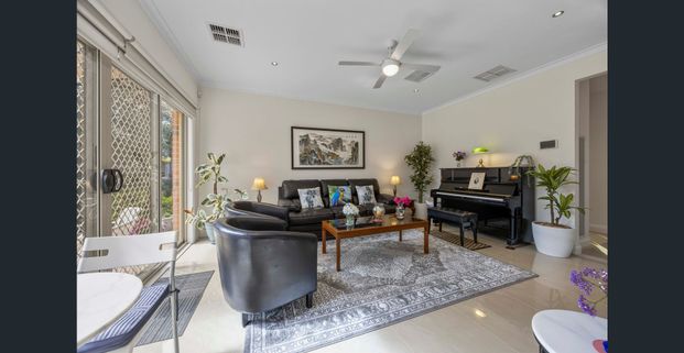 Spacious Single-Level Living - Photo 1