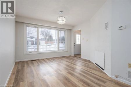 60 HAHN Avenue - Photo 2