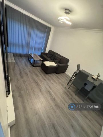 1 bedroom flat to rent - Photo 2