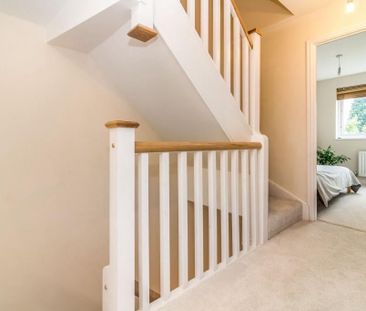 Room in a Shared House, Nigel Road, M9 - Photo 3