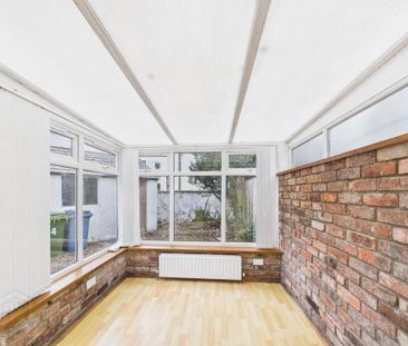 4 Broadway, Bangor, BT20 4QZ - Photo 1