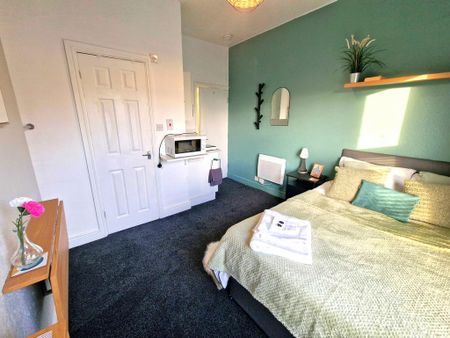 Studio to rent - Photo 5