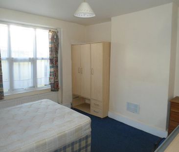 5 bedroom terraced house to rent - Photo 5