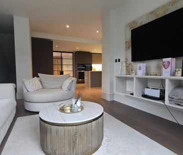 Westerham Road, Keston, BR2 - Photo 2