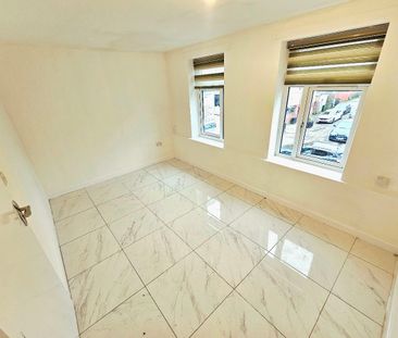 Stockport Road, Levenshulme, Manchester, M19 - Photo 6