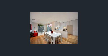 STUNNING BAYSIDE BEAUTY! - Photo 3