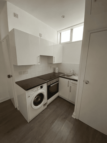 Studio to rent - Photo 3