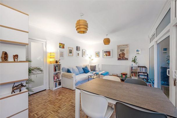 Clarence Avenue, London, SW4 flat to rent - Photo 1