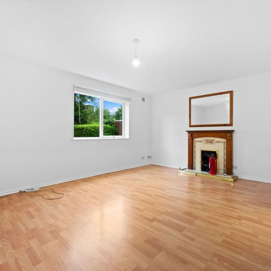 52 Cheam Road, Sutton, SM1 - Photo 1
