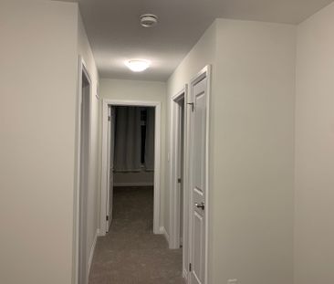 For Lease - 3 BANK SWALLOW Crescent, Kitchener, Ontario - Photo 5