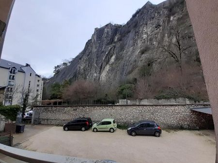 Location Appartement 1 pièce 23m² GRENOBLE 38000 - Photo 2