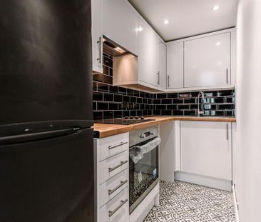 1 bedroom flat to rent - Photo 6