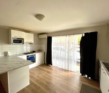 Unit 2, 94A Great South Road, Manurewa, Auckland - Photo 6