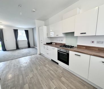 Plantation Close, Doncaster, Bentley - Photo 4