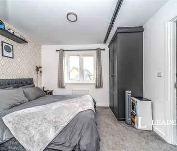 3 bedroom house to rent Wallis Avenue, Shortstown, MK42 - Photo 3