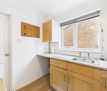 1 bedroom maisonette to rent - Photo 4