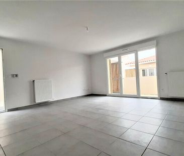 Location Appartement 3 pièces 66m² PINS JUSTARET 31860 - Photo 2
