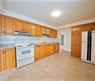 For Lease - 57 Anewen Drive Unit# Main, Toronto, Ontario - Photo 4