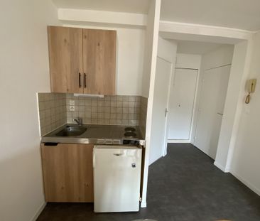 Location Appartement 1 pièce 19m² EVREUX 27000 - Photo 1