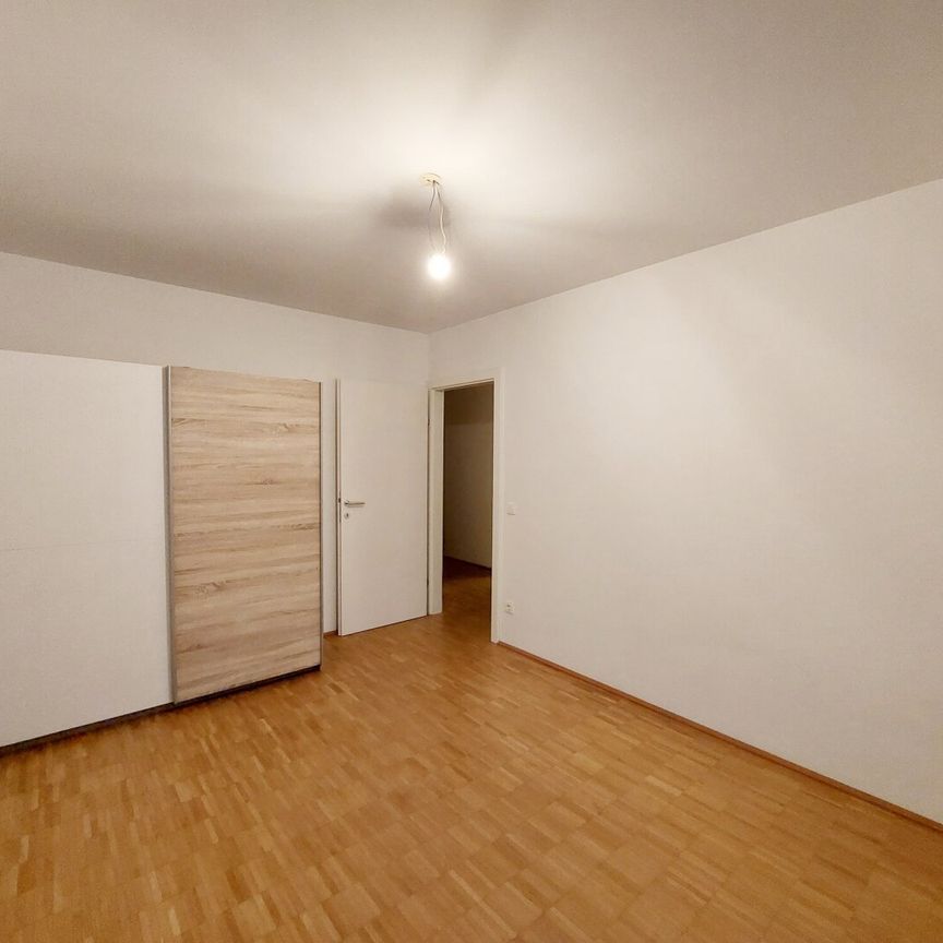 Moderne, optimal ausgerichtete 2-Zimmer-Wohnung mit Balkon in Top-Lage! - Photo 1