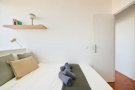 Rua Latino Coelho, Lisbon, Lisbon 1050-132 - Photo 5