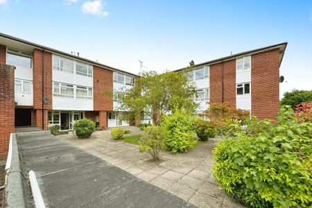 2 bedroom flat to rent - Photo 5