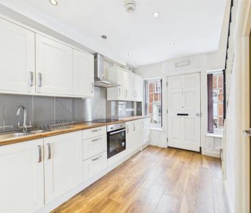 2 bedroom terraced house to rent - Photo 3