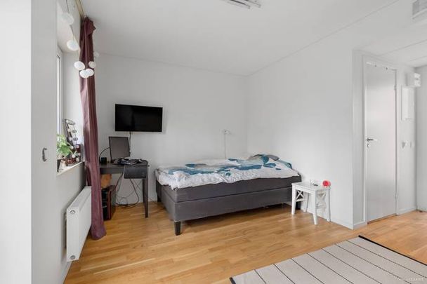 Parkvägen, Vallentuna - Photo 1