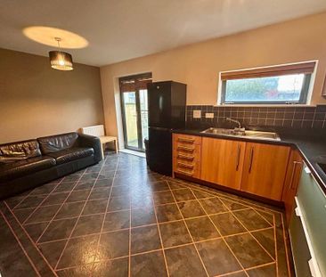 4 bedroom townhouse to rent - Photo 2