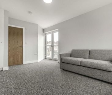 Studio to rent - Photo 2