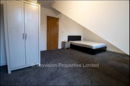 2 Bedroom Lets in Leeds - Photo 5