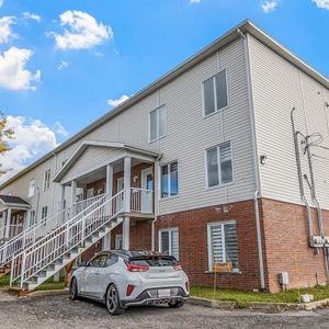 3 - 1325 Boulevard Bastien, Quebec - Photo 2