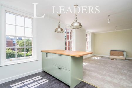 2 bedroom flat to rent - Photo 4