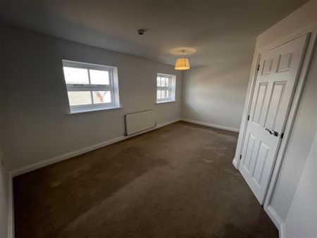 ChestnutDrive, BURTON-ON-TRENT - Photo 4