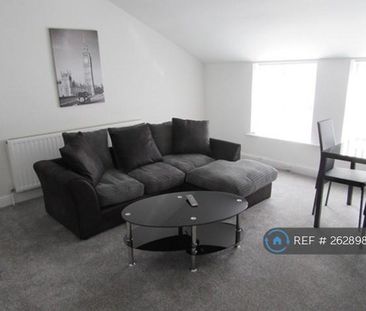 2 bedroom flat to rent - Photo 1