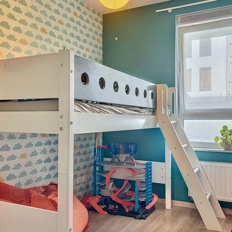 Rez de Chaussée avec jardin - 3 chambres / double parking interne - Foto 1