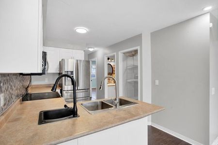 For Lease - 58 Avenue Street Unit# Lower Level, Oshawa, Ontario - Photo 5