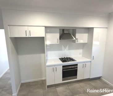 3 Bedroom Unfurnished Home in Bonnie Doon - Photo 6