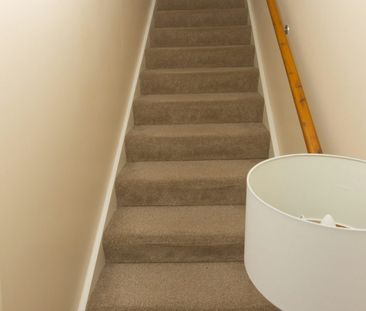 Flat to rent on - Photo 5