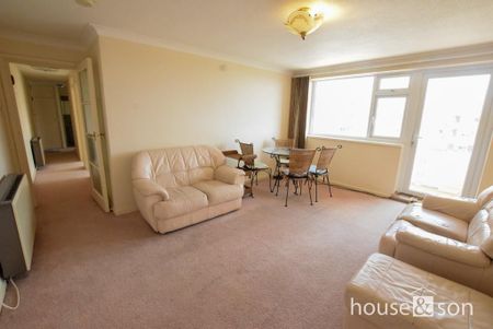 2 bedroom apartment to rent - Photo 2