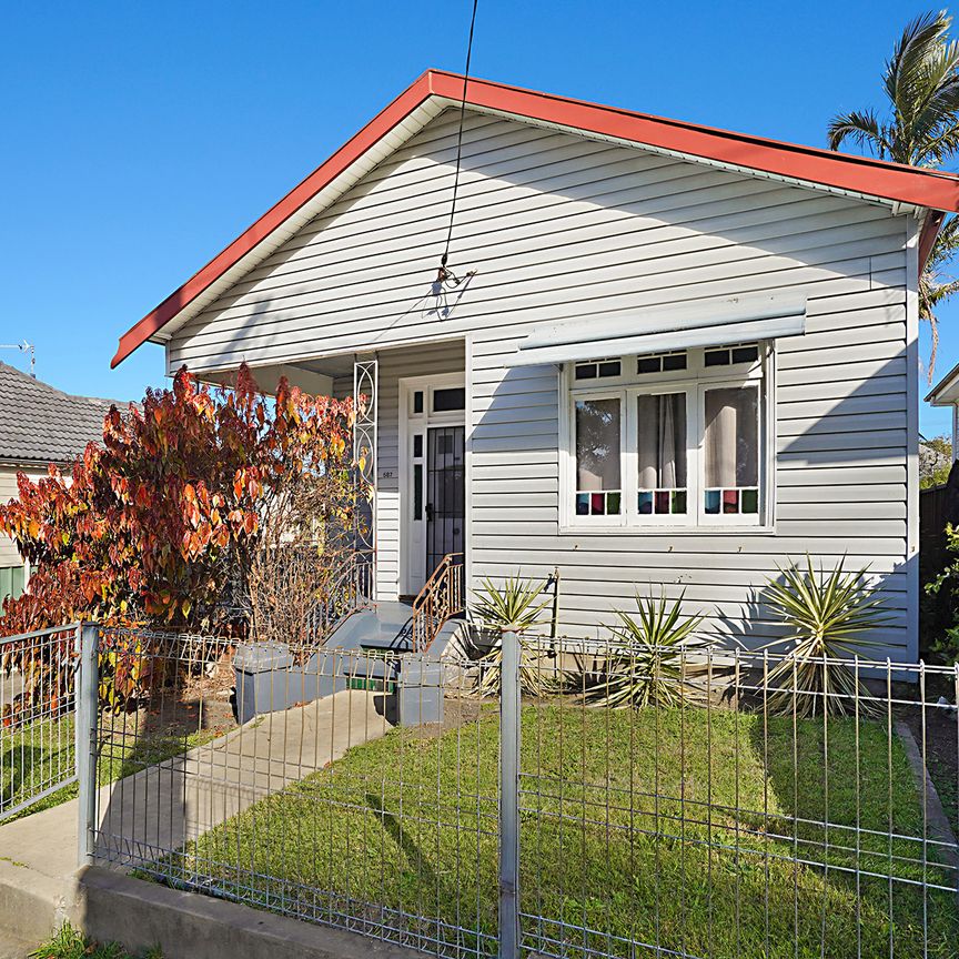 1/587 Glebe Road, Adamstown NSW 2289 - House For Rent | Domain - Photo 1